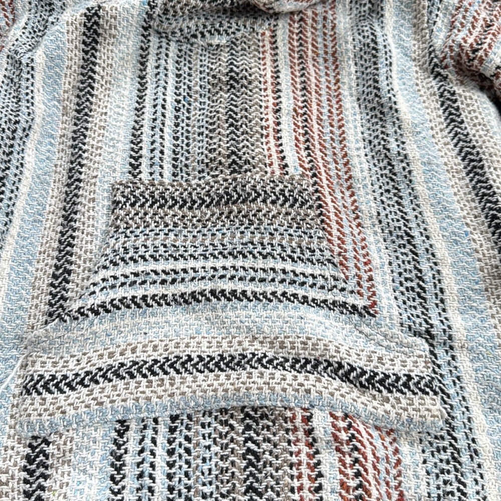 Large Hooded light Jacket - Picture 6 of 7